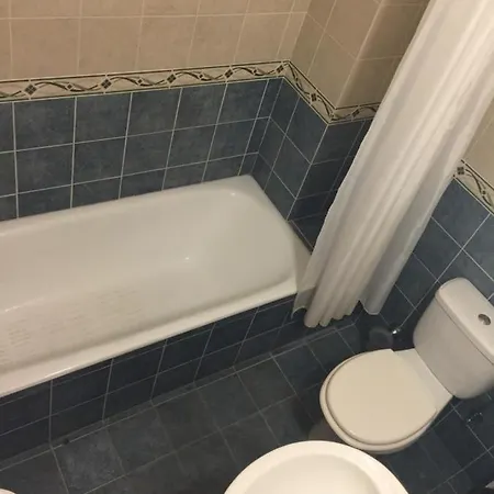 Cosy 2 Bedroom Kwatera prywatna *